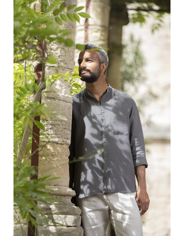 SOAN SHIRT WITH MAO COLLAR IN ANTHRACITE GRAY LINEN AND MATCHING TROUSERS