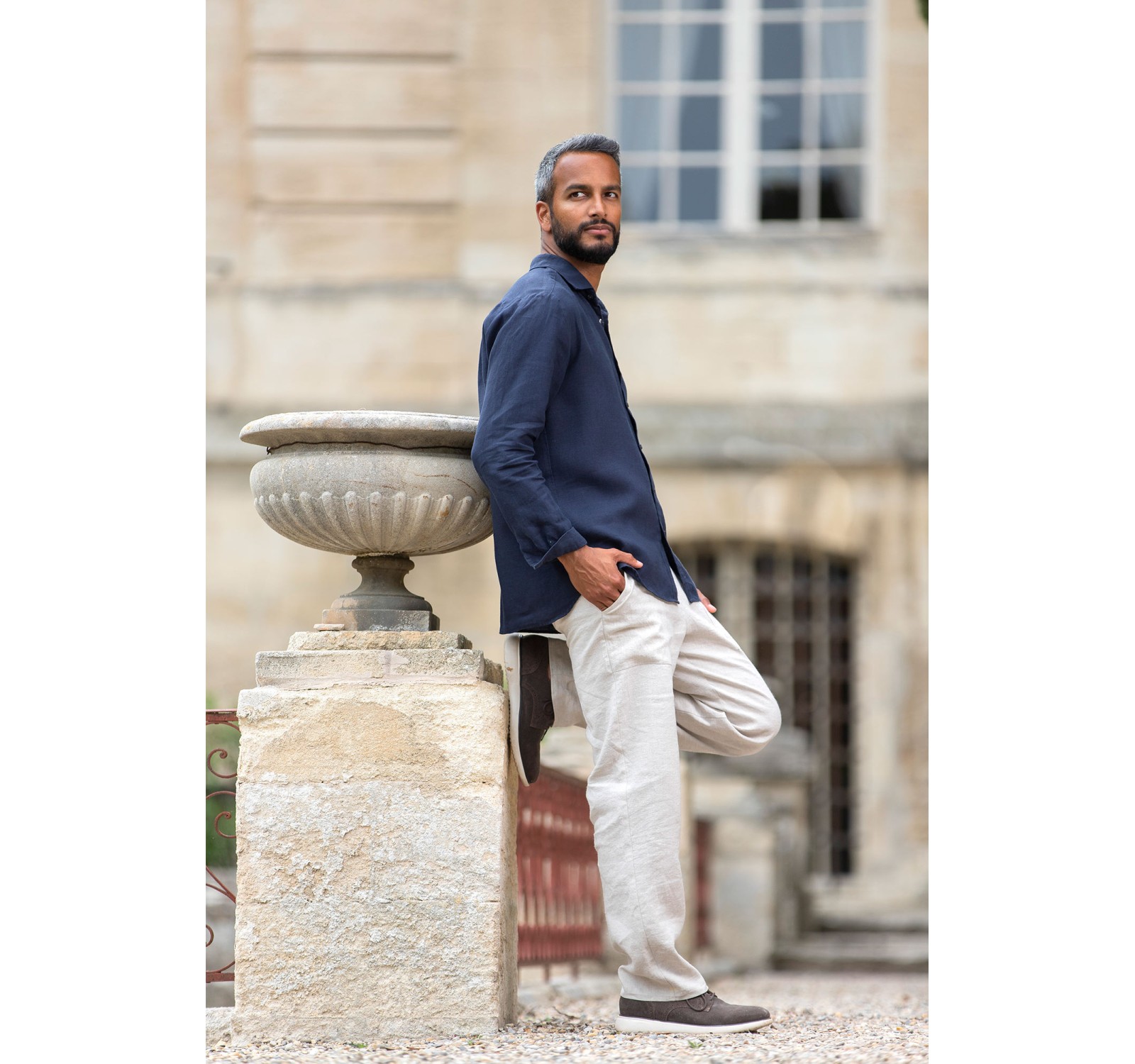 ARTHUR CLASSIC SHIRT IN NAVY BLUE LINEN AND MATCHING PANTS