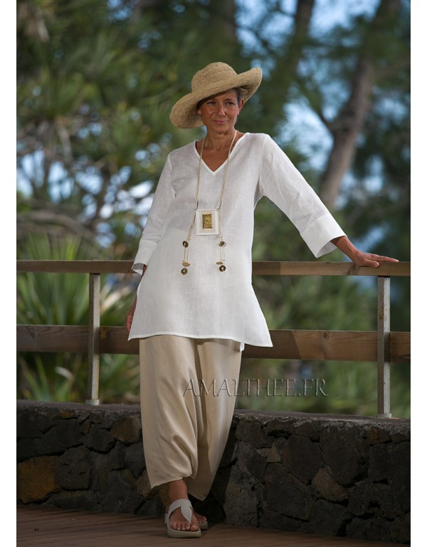 White summer linen tunic with sleeves