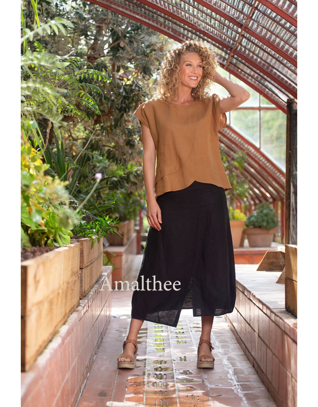 TOBACCO LINEN JULIA TOP WITH  BLACK LINEN ASSIA SKIRT