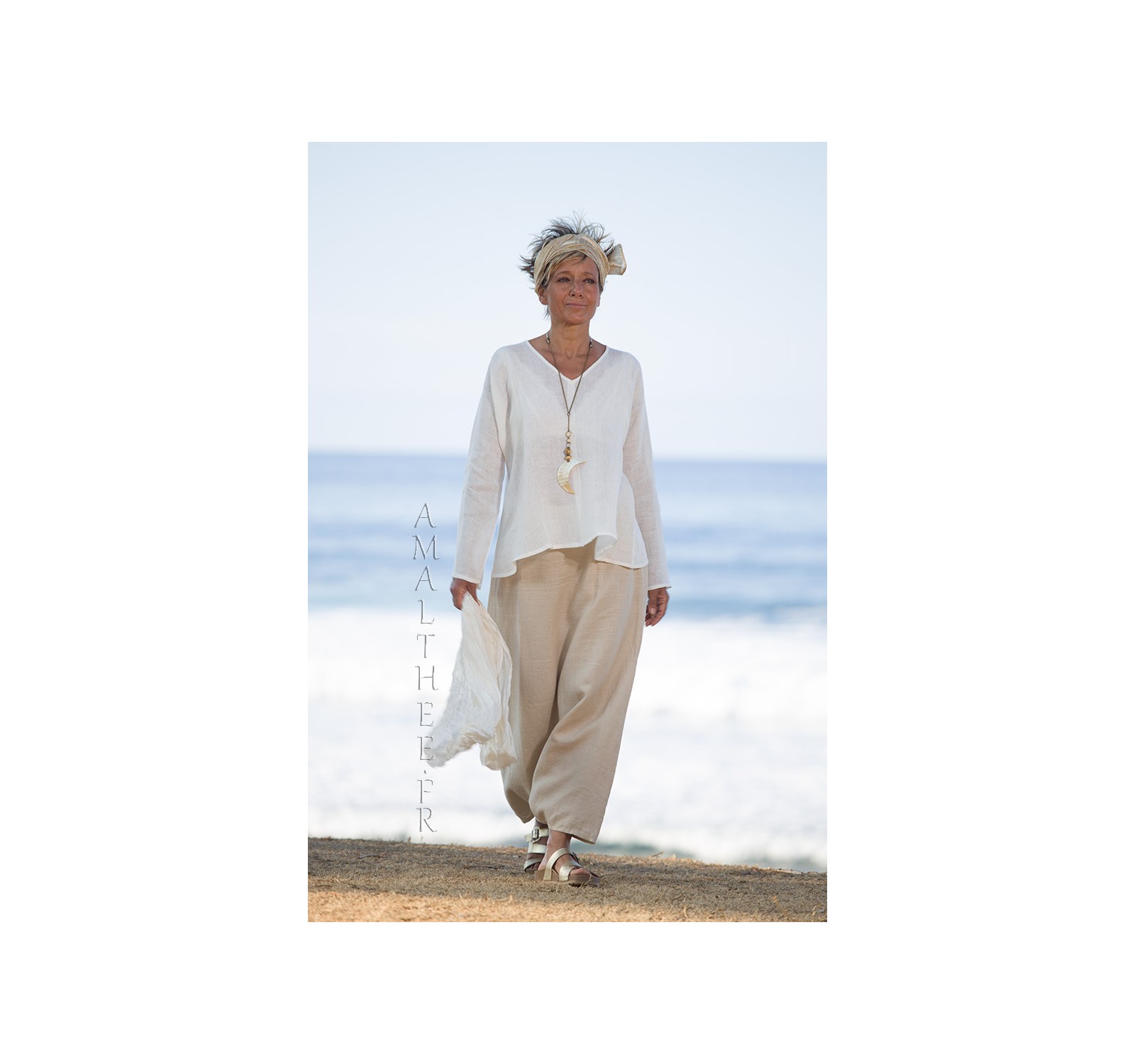 Natural white linen gauze tunic Dana  flared on the hips and V necklin