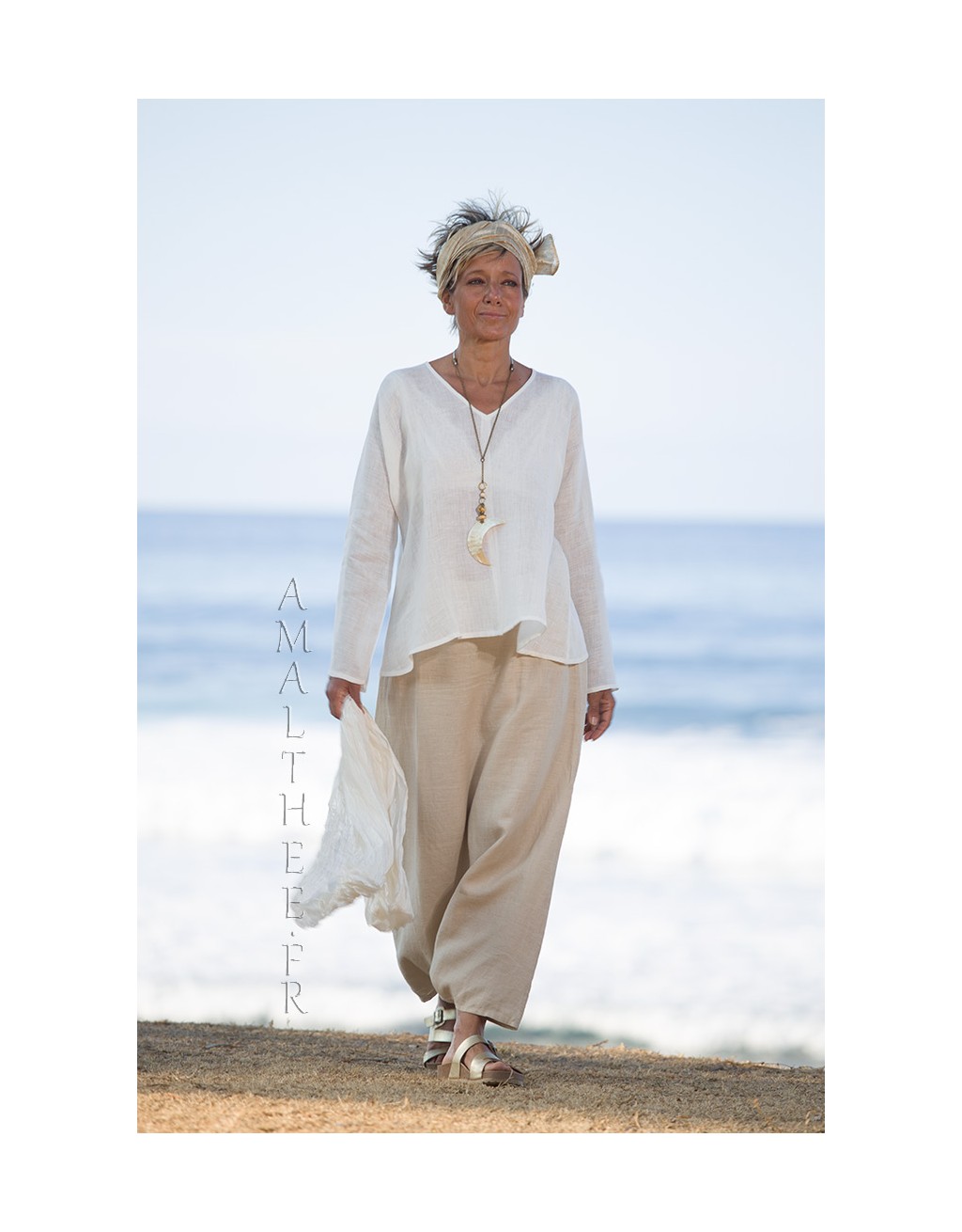 Natural white linen gauze tunic Dana  flared on the hips and V necklin