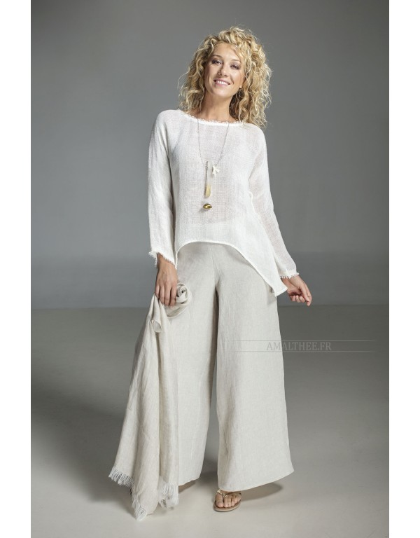 white knit linen top worn over our oatmeal line Baba  pants