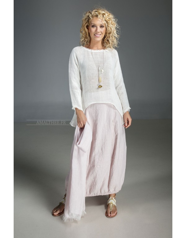 White knit linen top Joker match perfectly with our  stonewashed light pink linen skirt Zoé