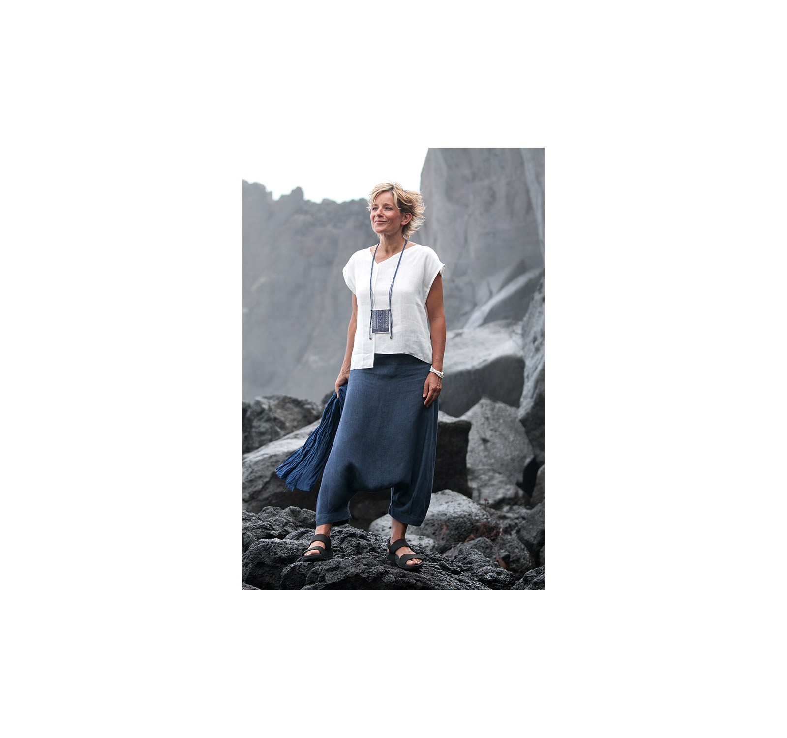 white linen asymmetrical"Square" Top and blue denim sarouel/skirt