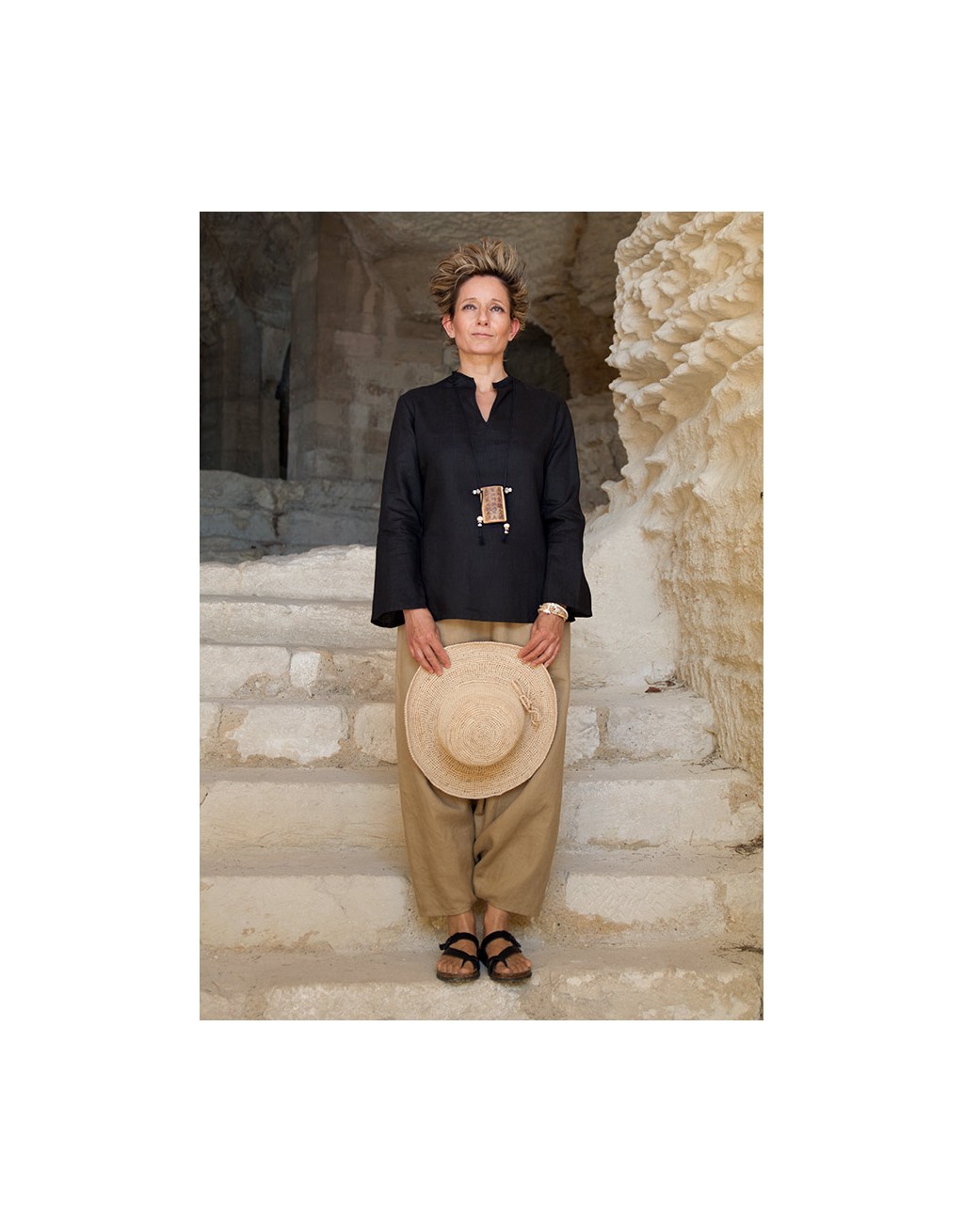 Black linen blouse and sarouel skirt