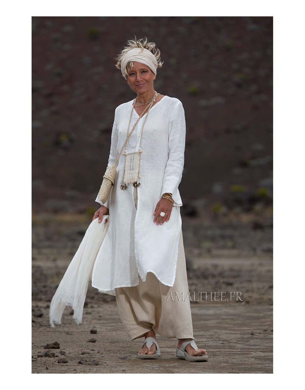 White linen side slit summer tunic with long sleeves and sarouel skirt