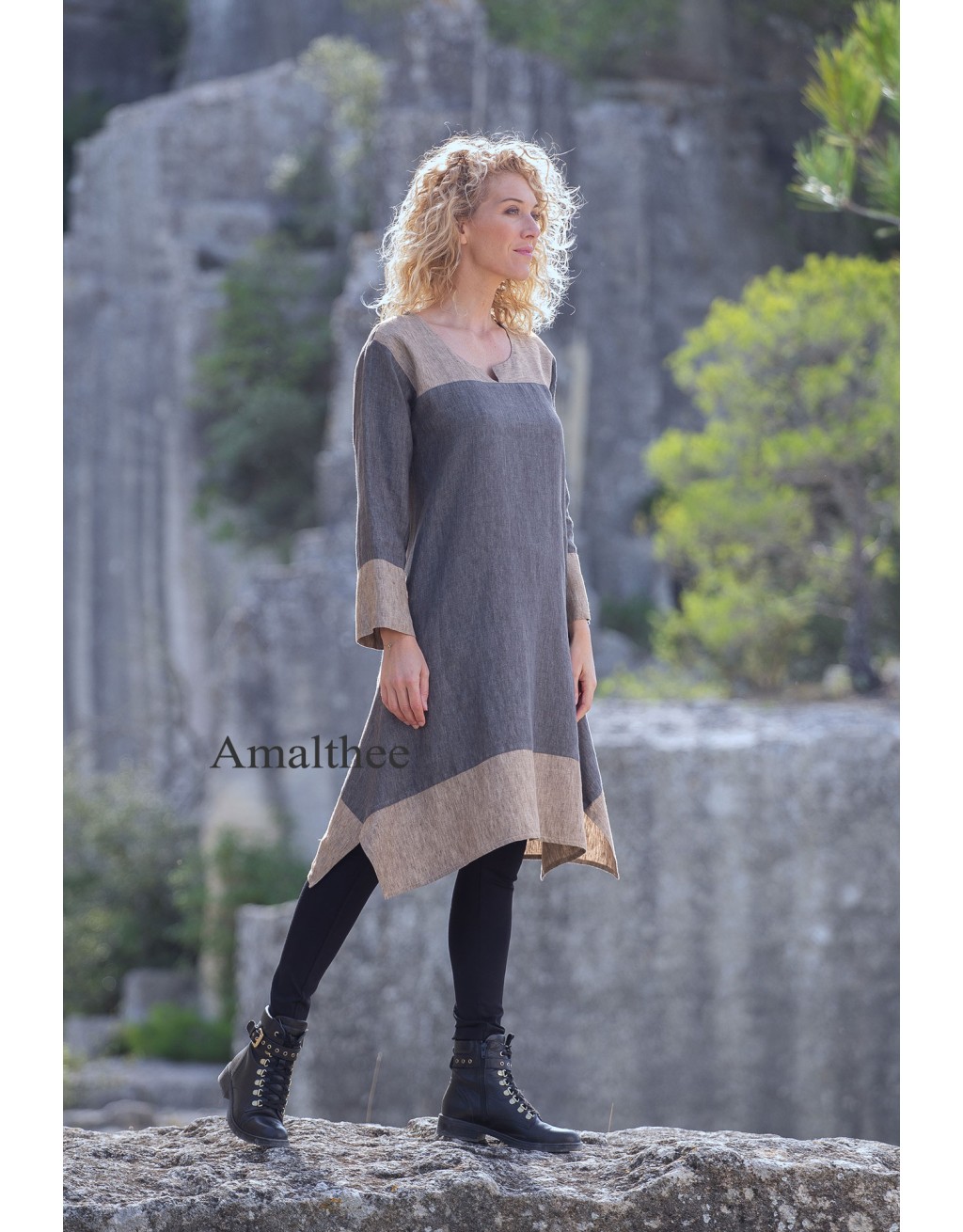 Two-tone Elisa tunic, anthracite / taupe gray dress version over black jeggings or denim blue linen pants