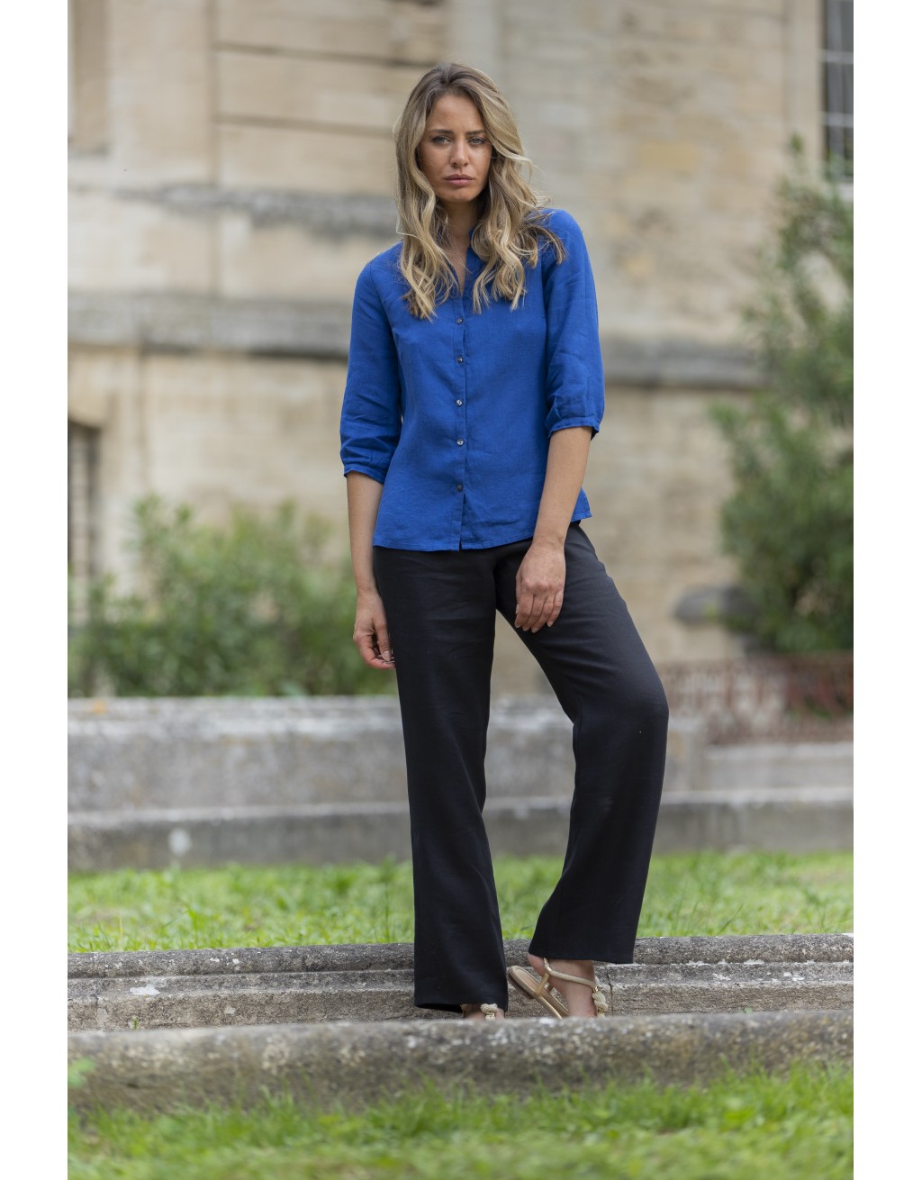 CELIA LINEN SHIRT IN ROYAL BLUE COLOR